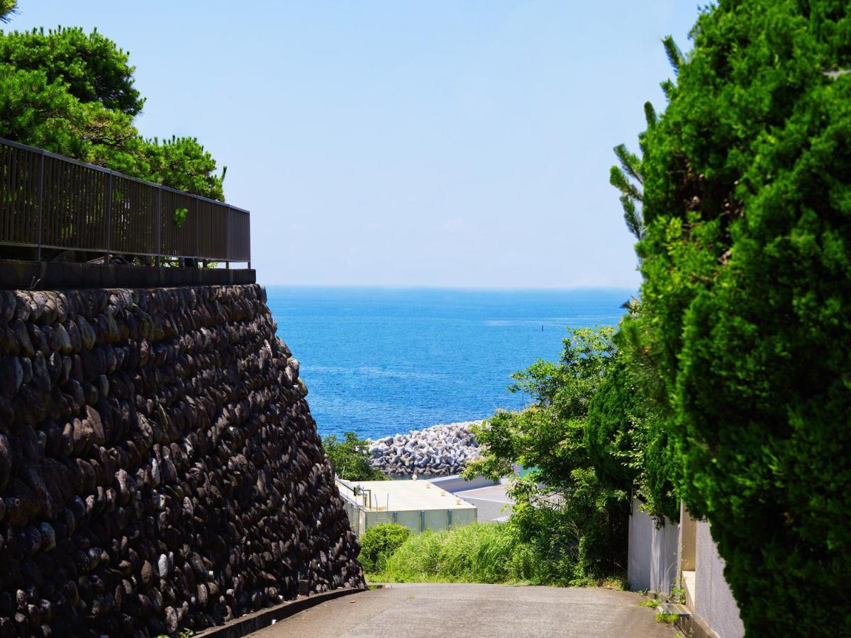 Sajima Funny House Villa Yokosuka Exterior photo